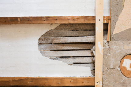 What are lath and plaster and why you should keep it?